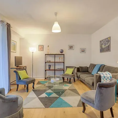 Apartment Le Fougeres - 2 Chambres, Garage Prive *